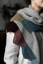 52 Weeks of Scrap Yarn: Projects for crafters by Laine Publishing