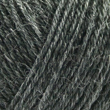 Nettle sock yarn by Onion