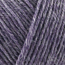 Nettle sock yarn by Onion