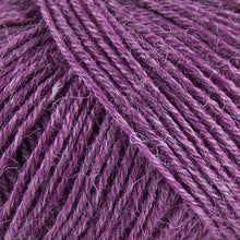 Nettle sock yarn by Onion