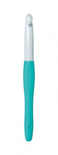 Amour Crochet Hooks by Clover