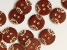 Shell buttons