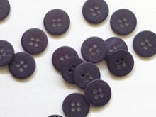 Matt river shell buttons