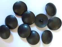 Metal buttons