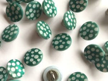 Dotty buttons with shank