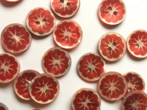 Flower shell buttons