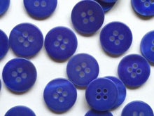 Matt river shell buttons