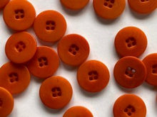 Corozo buttons - flat rim.