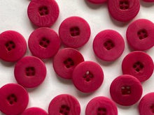 Corozo buttons - flat rim.