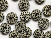 Shell buttons