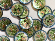 Shell buttons