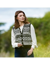 The Croft Shetland Country Pattern Book West Yorkshire Spinners