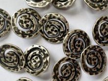 Metal buttons
