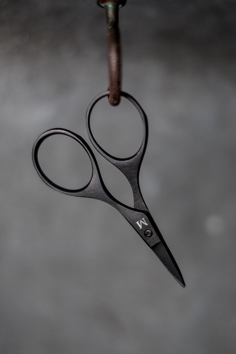 Baby bow scissors by Merchant & Mills